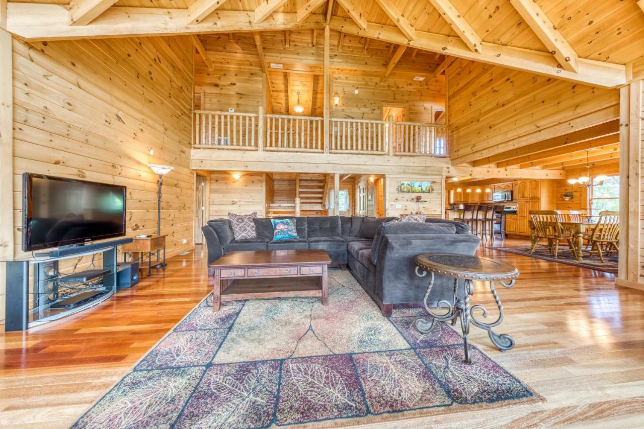 Majestic Lakefront Lodge Sevierville Exterior foto