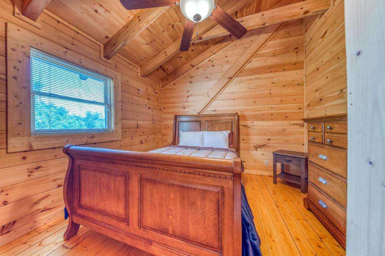 Majestic Lakefront Lodge Sevierville Exterior foto