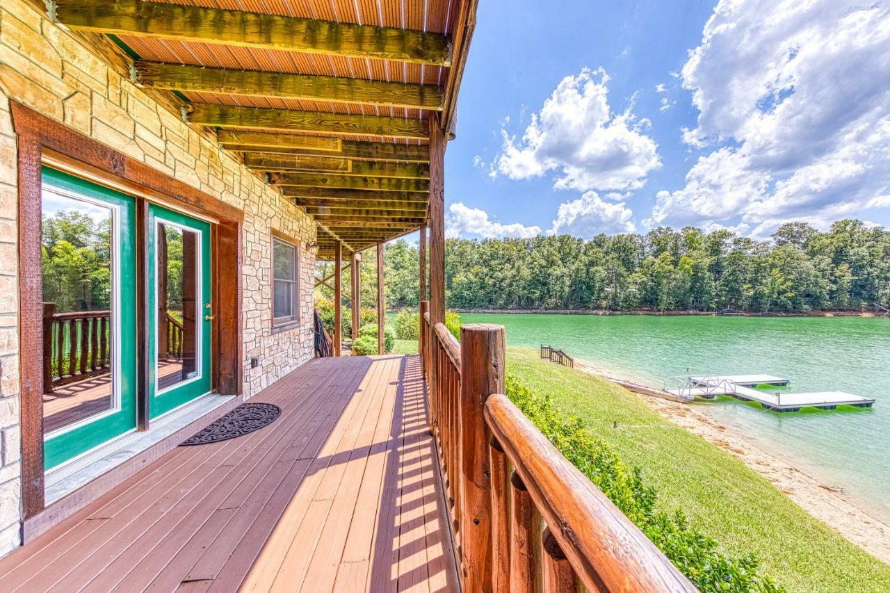 Majestic Lakefront Lodge Sevierville Exterior foto